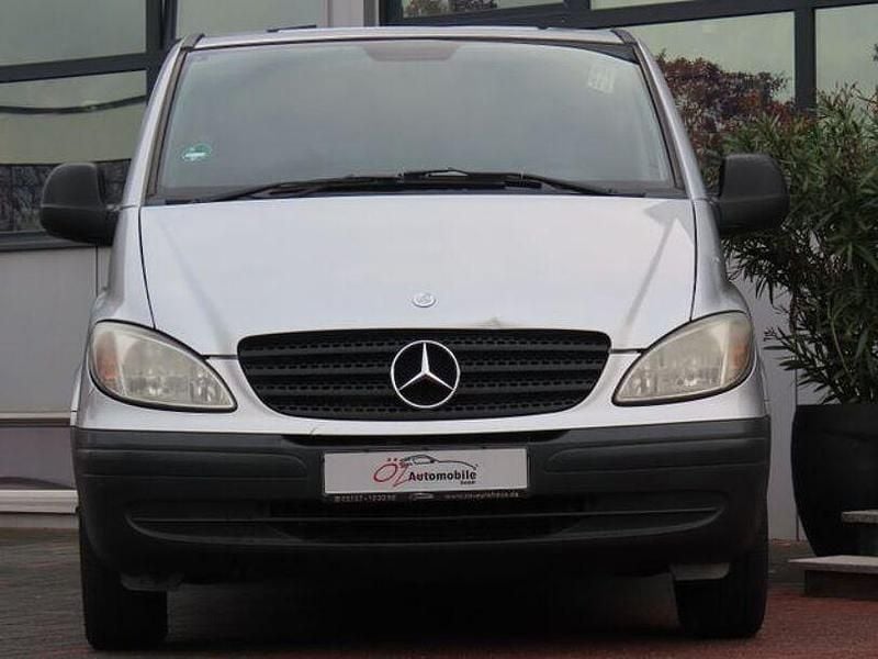 Gebraucht Mercedes Vito 109 PS (80 kW) 2006 Silber Van