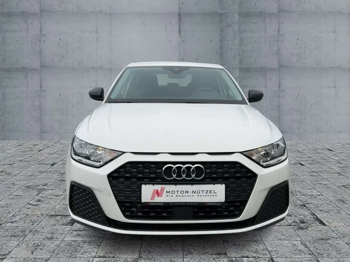 Gebraucht Audi A1 95 PS (69 kW) 2023 Cortinaweiß SUV