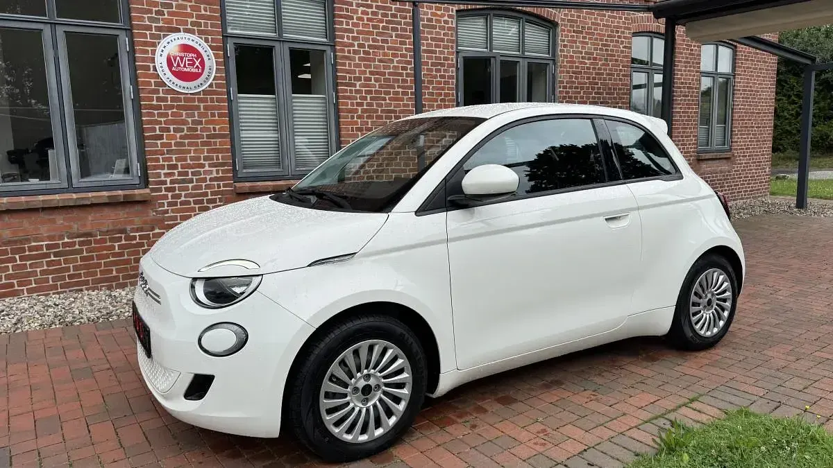 Gebraucht Fiat 500e Basis 86 kW (118 PS) 2023 Limousine