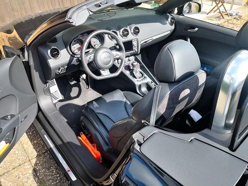 Gebraucht Audi TT Roadster Ambiente 160 PS (117 kW) 2011 Schwarz Cabrio