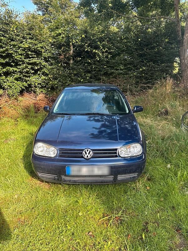 Blau Gebraucht 1999 VW Golf IV Kleinwagen | 500 € (Superpreis) - Bild 1/3
