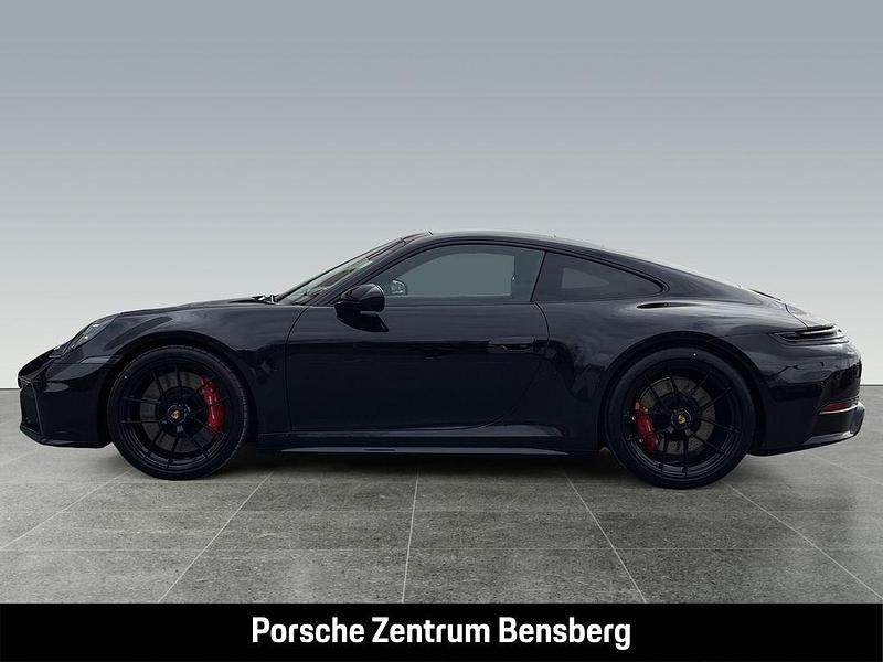 Neu Porsche 911 Carrera 4 GTS 541 PS (397 kW) 2026 Schwarz Coupé