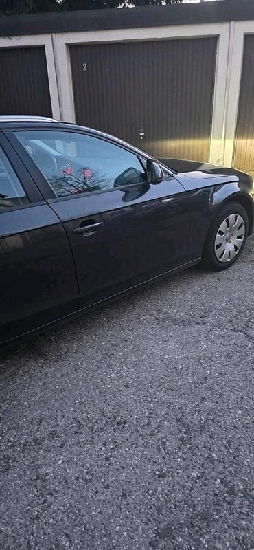 Gebraucht Audi A4 160 PS (117 kW) 2009 Grau Kombi