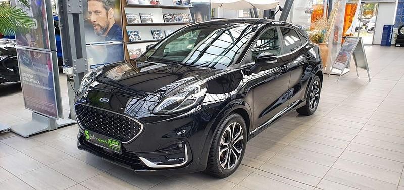 Wunderschone Ford Stock Ingolstadt Bild