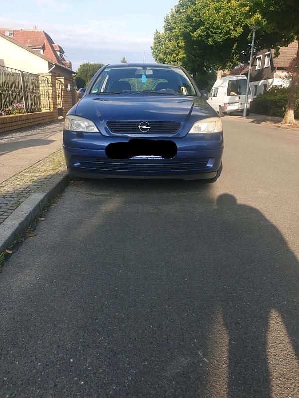 Blau Gebraucht 2002 Opel Astra Selection Kleinwagen | 1.850 € (Fairer Preis) - Bild 1/4