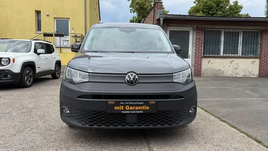 Gebraucht VW Caddy Basis 122 PS (89 kW) 2024 Grau Van / Kleinbus