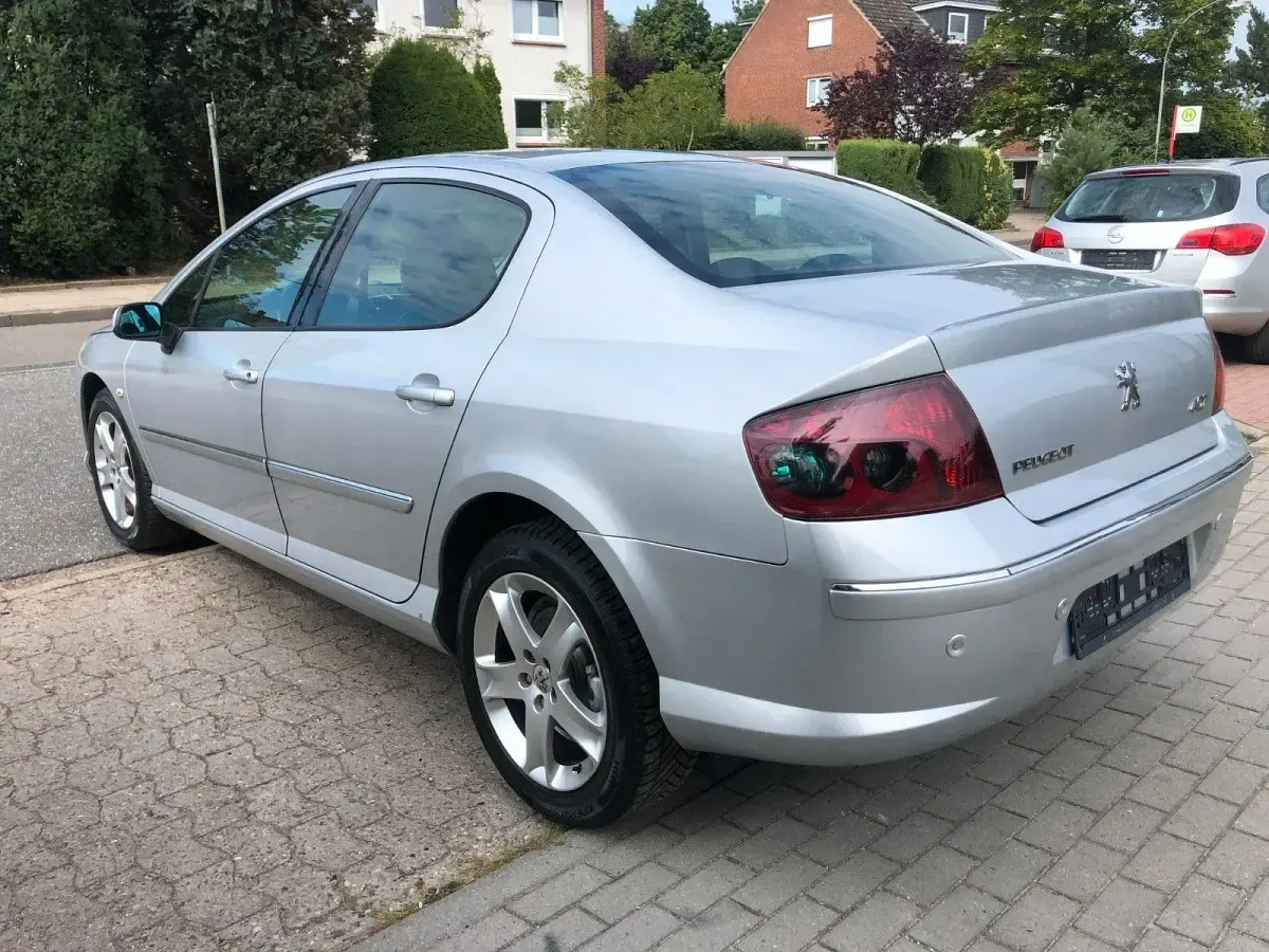 Gebraucht Peugeot 407 Platinum 136 PS (100 kW) 2008 Silber Limousine