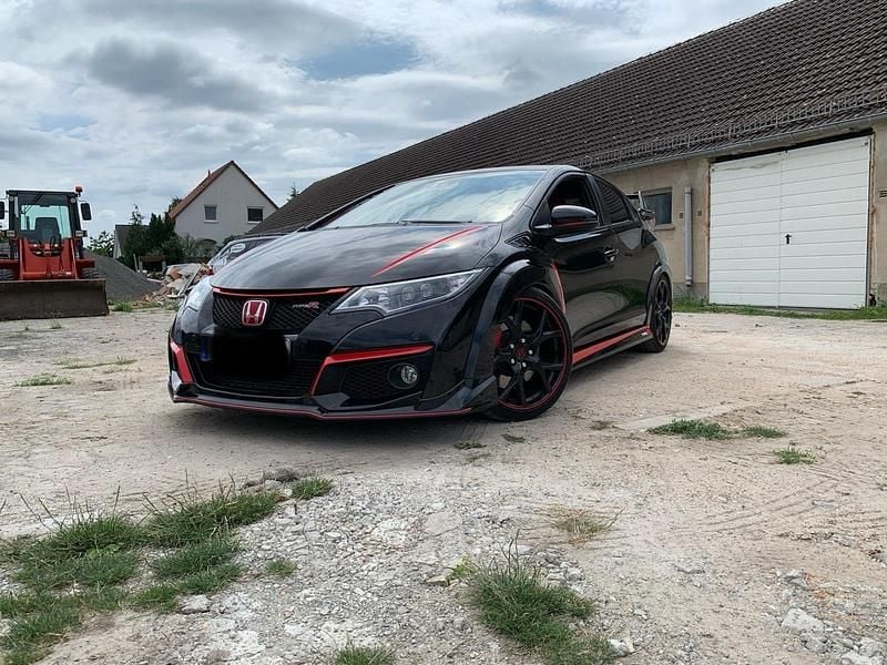 Schwarz Gebraucht 2016 Honda Civic Kleinwagen | 26.000 € (Guter Preis) - Bild 1/4