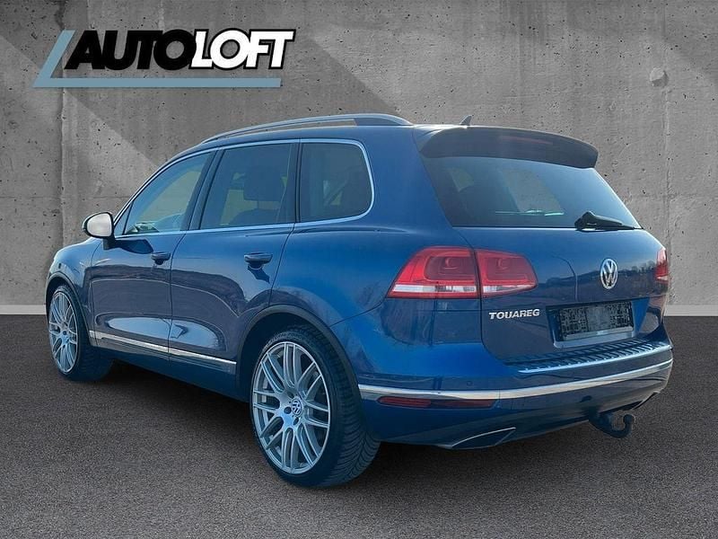 Gebraucht VW Touareg 262 PS (192 kW) 2016 Blau SUV