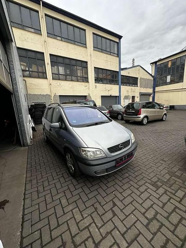 Gebraucht Opel Zafira 125 PS (91 kW) 2002 Grau Van / Kleinbus