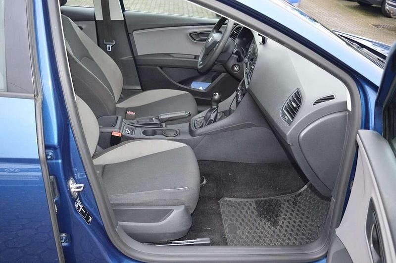 Gebraucht Seat Leon Reference 110 PS (80 kW) 2016 Blau Limousine