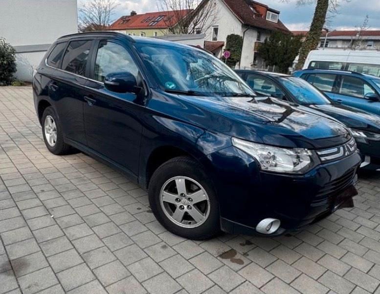 Gebraucht Mitsubishi Outlander 150 PS (110 kW) 2013 Schwarz SUV