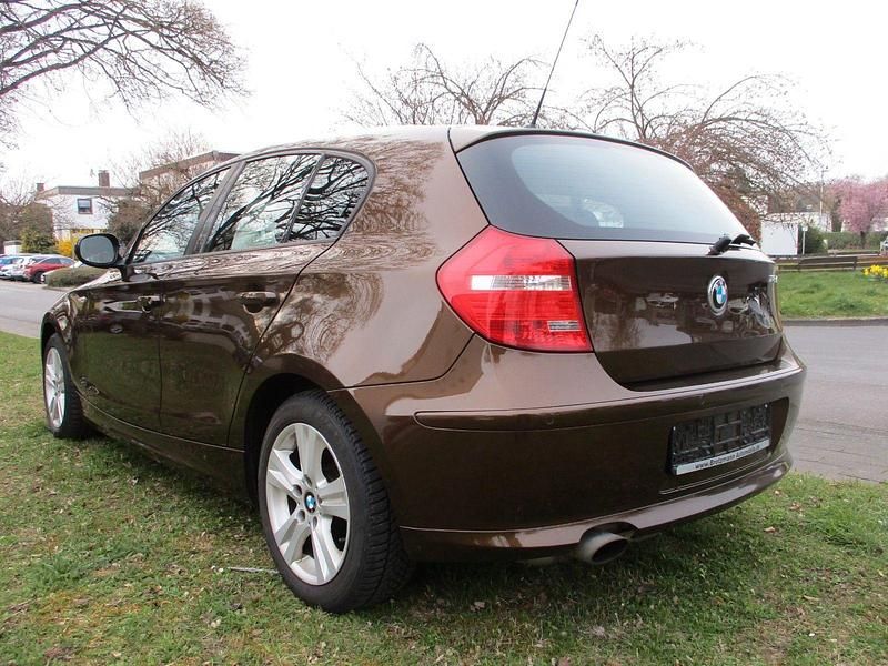 Gebraucht BMW 116 Efficient Dynamics 122 PS (89 kW) 2010 Braun Kleinwagen