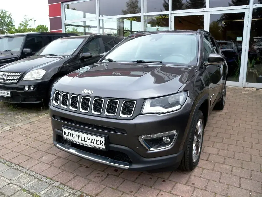 Occasion Jeep Compass Limited 170 ch (125 kW) 2020 Gris SUV