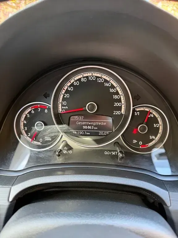 Usado VW up! Sound 60 CV (44 kW) 2017 Blanco Utilitario