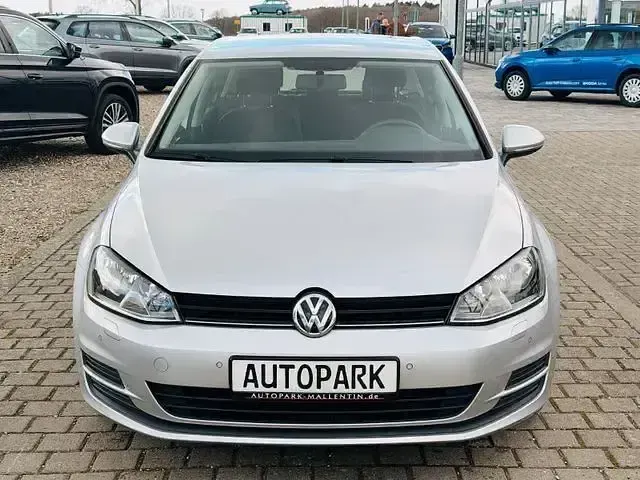 Gebraucht VW Golf VII 110 PS (80 kW) 2015 Silber Limousine
