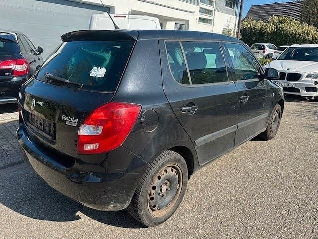 Gebraucht Skoda Fabia Ambiente 69 PS (50 kW) 2007 Schwarz Limousine
