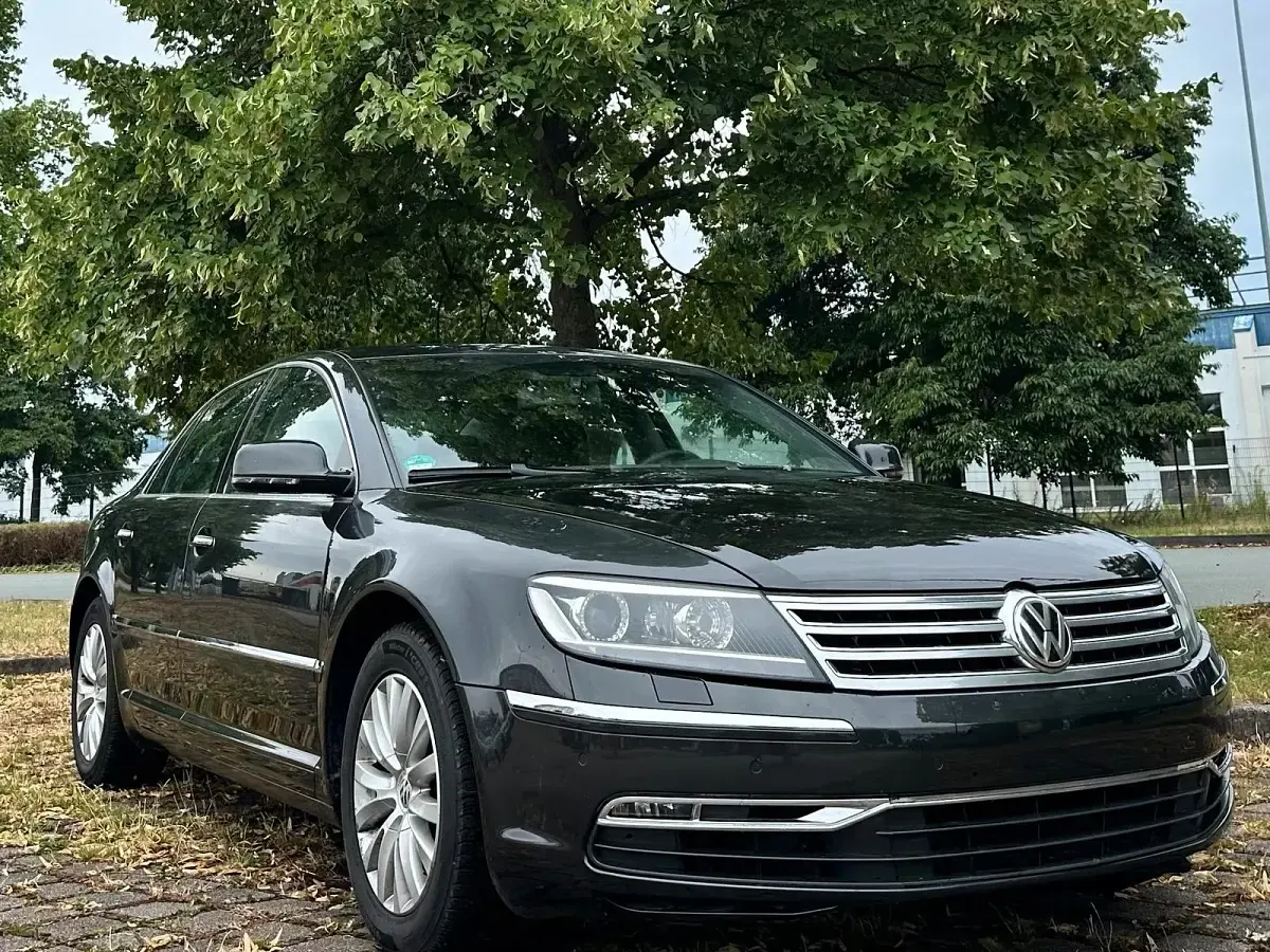 Gebraucht VW Phaeton 245 PS (180 kW) 2014 Schwarz Limousine