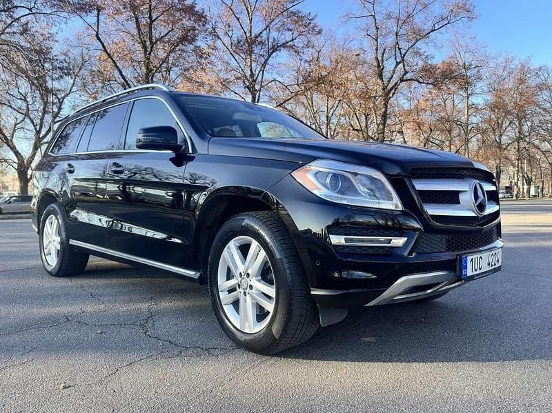 Gebraucht Mercedes GL450 367 PS (269 kW) 2015 Schwarz SUV