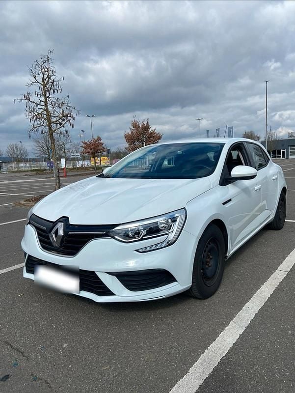 Gebraucht Renault Mégane IV 101 PS (74 kW) 2017 Weiß Kleinwagen