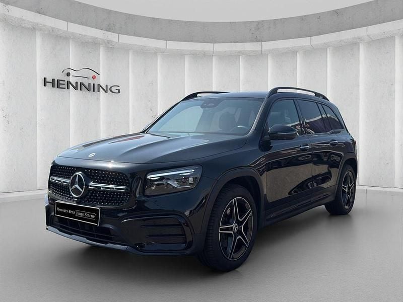 Schwarz Gebraucht 2024 Mercedes GLB200 AMG SUV | 44.780 € (Teuer) - Bild 1/4
