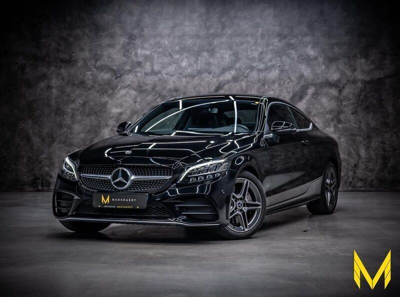 Schwarz Gebraucht 2022 Mercedes C300 AMG Limousine | 39.888 € (Guter Preis) - Bild 1/4