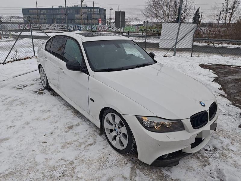 Gebraucht BMW 330 M Sport 245 PS (180 kW) 2011 Weiß Limousine