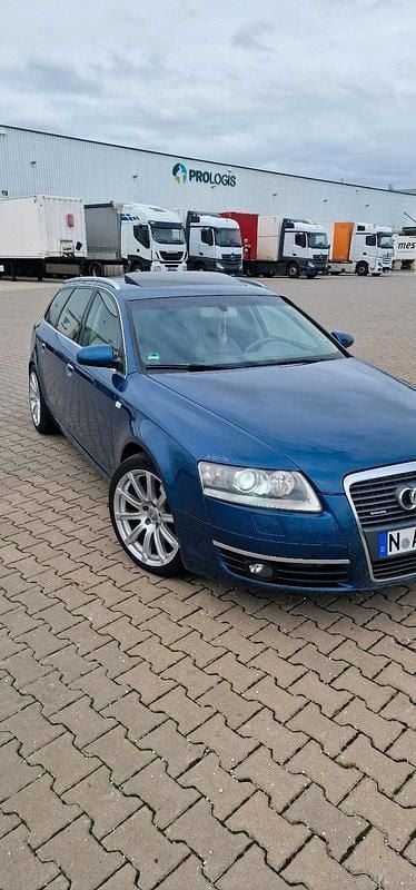 Blau Gebraucht 2006 Audi A6 Kombi | 3.700 € (Guter Preis) - Bild 1/4