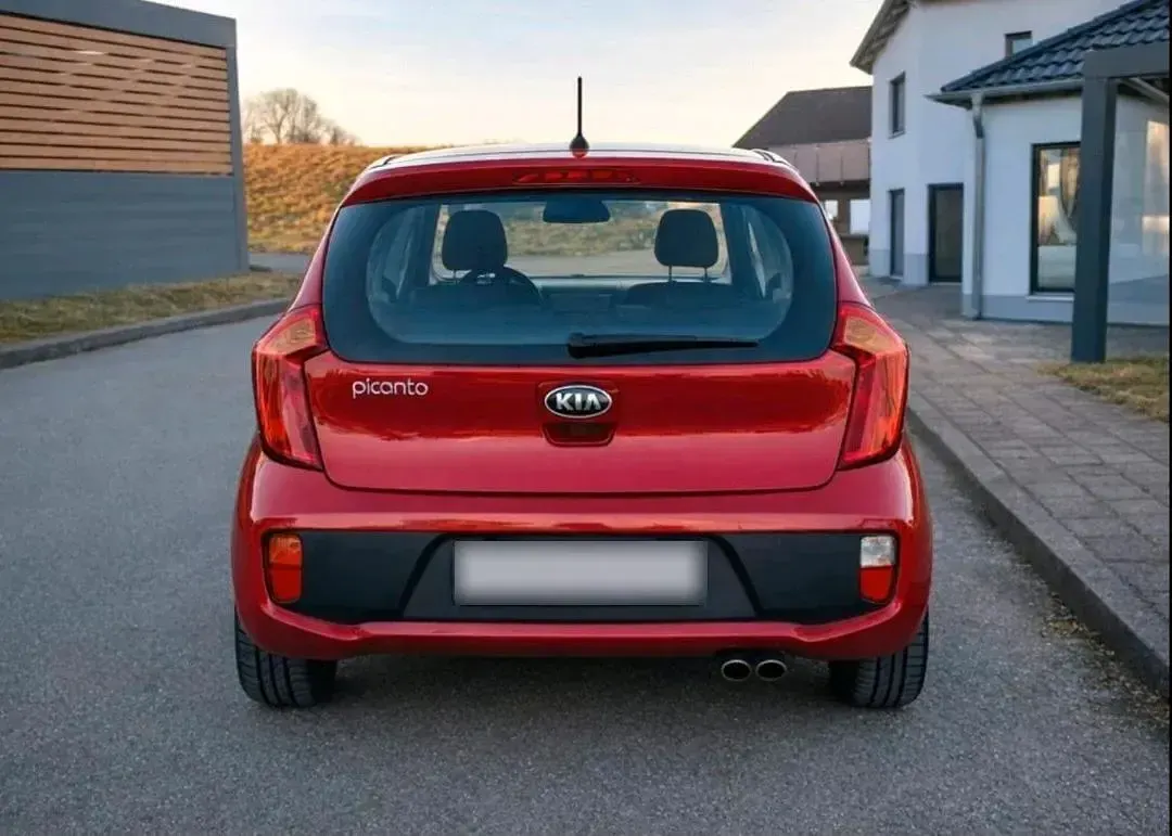Gebraucht Kia Picanto 69 PS (50 kW) 2013 Rot Kleinwagen