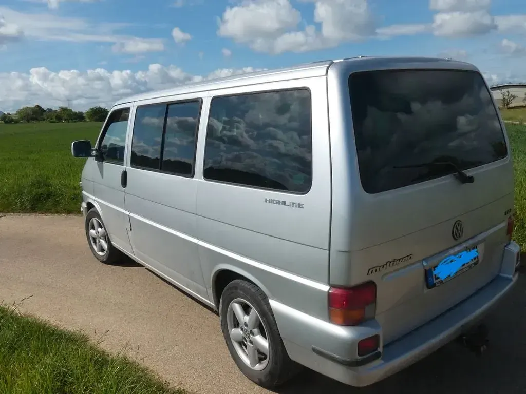Usado VW T4 Highline 151 HP (111 kW) 2003 Prateado Van