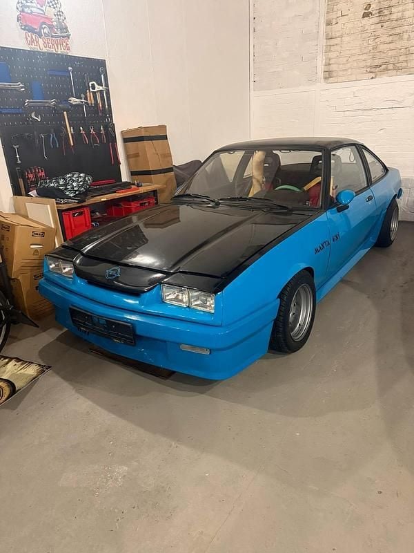 Gebraucht Opel Manta 150 PS (110 kW) 1984 Blau Coupé