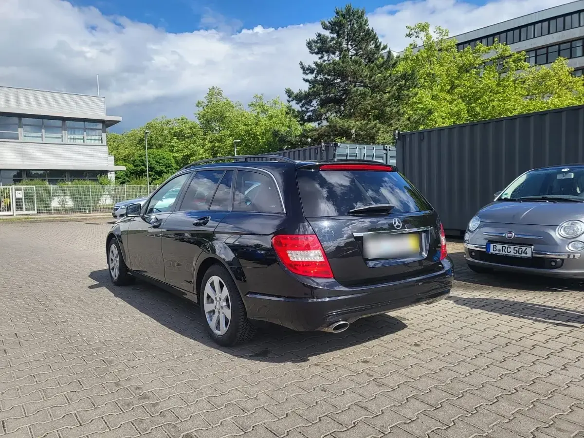 Gebraucht Mercedes C220 170 PS (125 kW) 2012 Schwarz Kombi