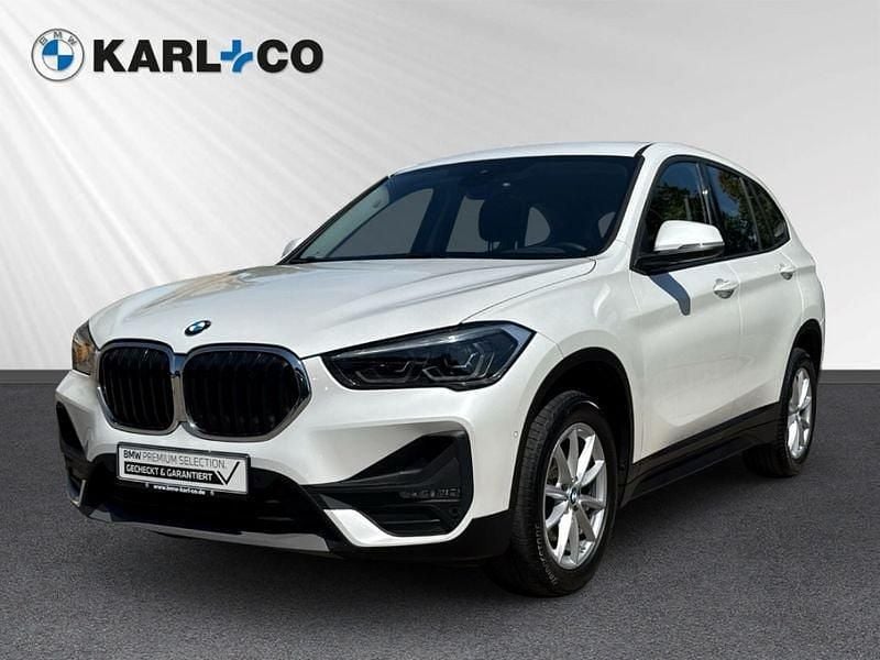 Weiss Gebraucht 2021 BMW X1 Advantage SUV | 20.780 € (Fairer Preis) - Bild 1/4