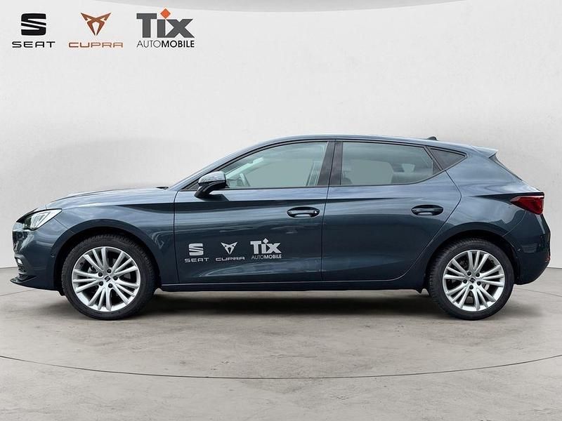 Gebraucht Seat Leon Style 150 PS (110 kW) 2024 Magnetic grau metallic (metallic) Limousine