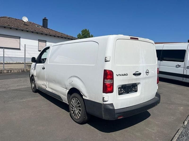 Gebraucht Opel Vivaro Edition 144 PS (105 kW) 2022 Weiß Van / Kleinbus