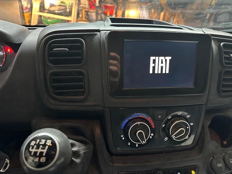 Gebraucht Fiat Ducato 140 PS (102 kW) 2021 Weiß Van