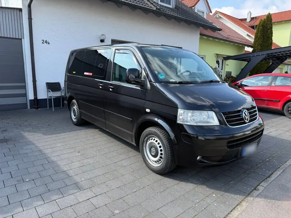 Second-hand VW T5 131 CP (96 kW) 2008 Negru Van