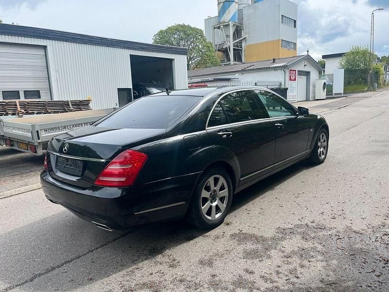 Gebraucht Mercedes S350 258 PS (189 kW) 2012 Schwarz Limousine