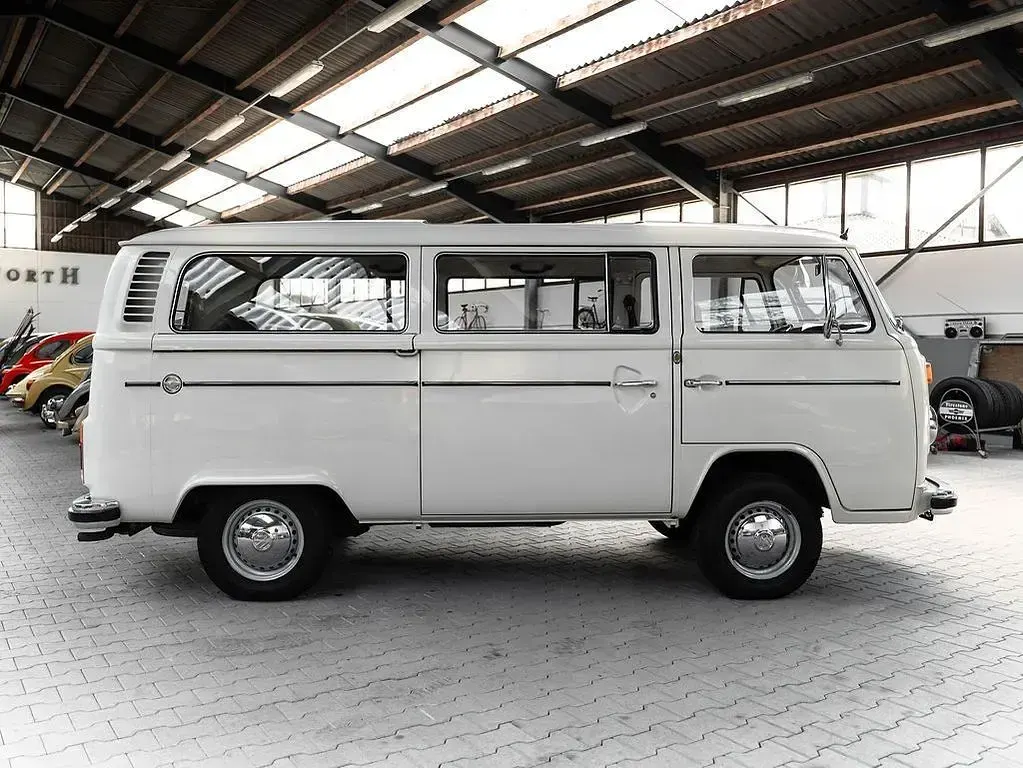 Gebraucht VW Caravelle 69 PS (50 kW) 1976 Beige Van / Kleinbus