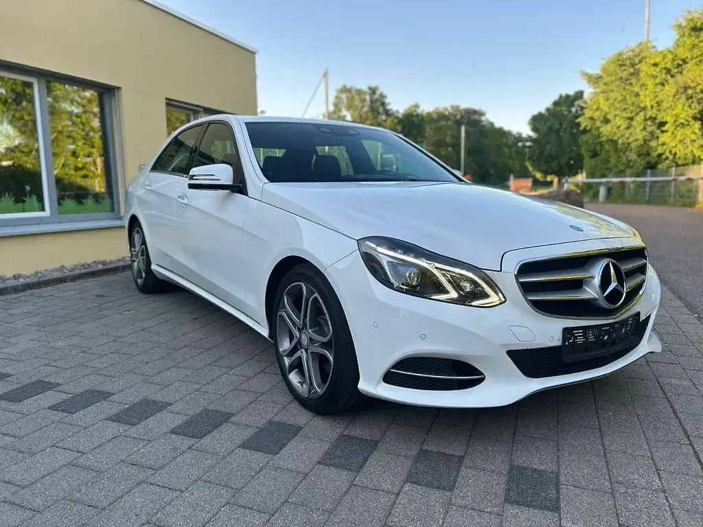 Brugt Mercedes E250 Avantgarde 204 HK (150 kW) 2016 Hvid Stationcar