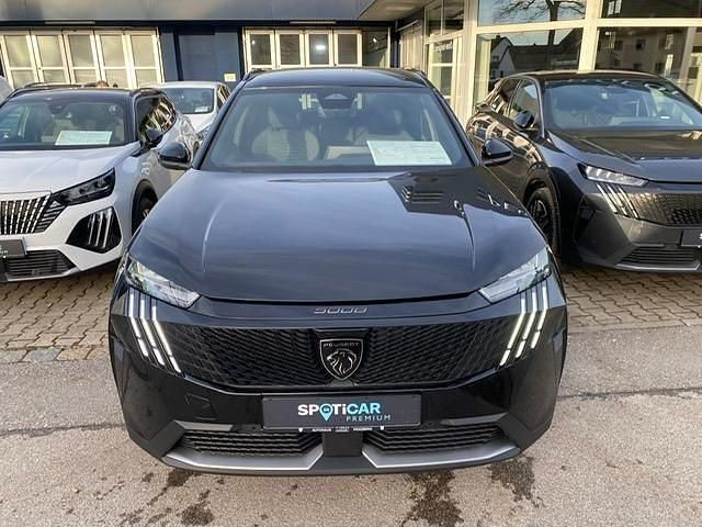 Gebraucht Peugeot 5008 Allure 136 PS (100 kW) 2025 Perla nera schwarz SUV