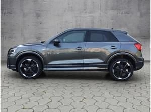 Neu Audi Q2 S-Line 150 PS (110 kW) 2026 Grau (grau (daytonagrau perleffekt)) SUV
