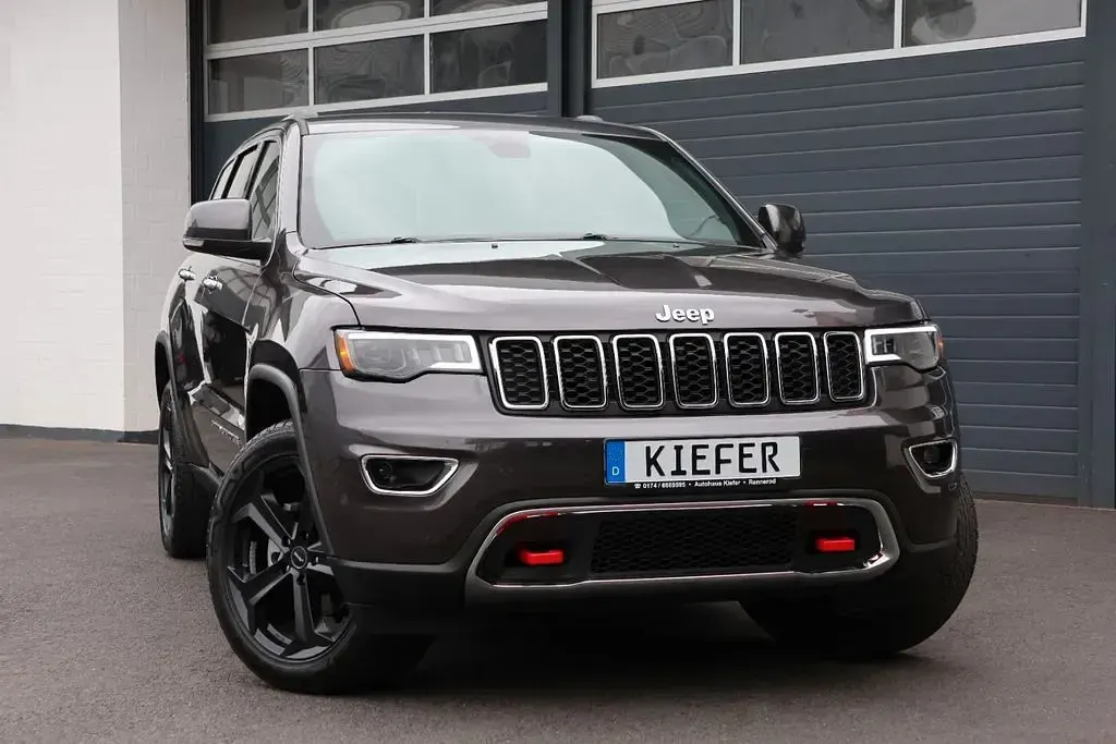 Gebraucht Jeep Grand Cherokee 290 PS (213 kW) 2018 Granite crystal metallic SUV