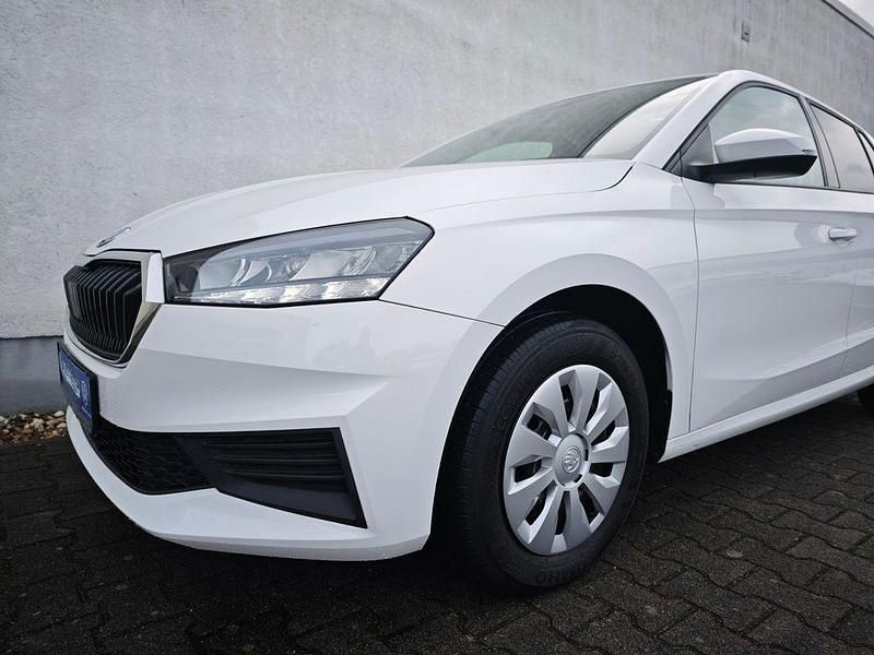 Gebraucht Skoda Fabia Ambition 95 PS (69 kW) 2022 Weiß Limousine