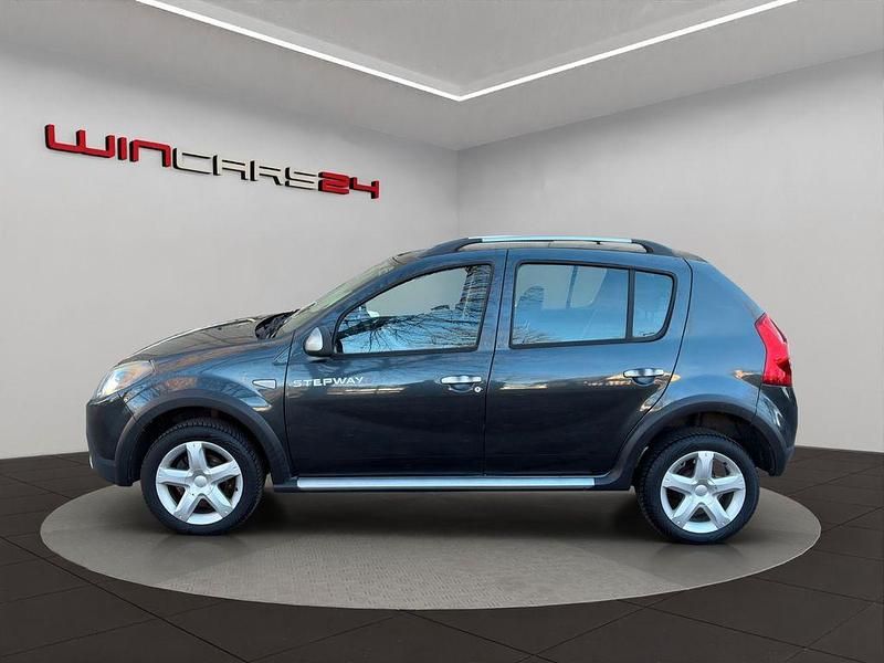 Gebraucht Dacia Sandero Stepway 68 PS (50 kW) 2010 Grau Limousine