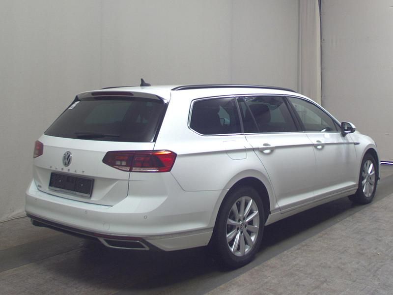 Gebraucht VW Passat GTE 218 PS (160 kW) 2020 Weiss Kombi