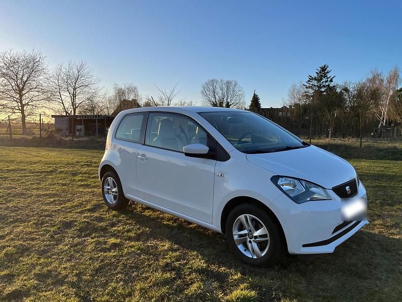 Gebraucht Seat Mii 60 PS (44 kW) 2015 Weiß Kleinwagen
