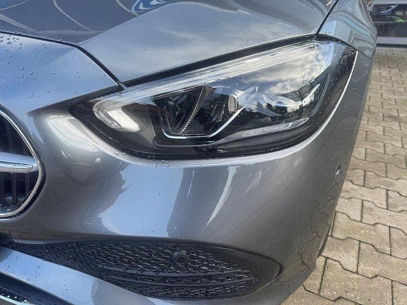 Gebraucht Mercedes C220 Avantgarde 200 PS (147 kW) 2022 Grau Limousine