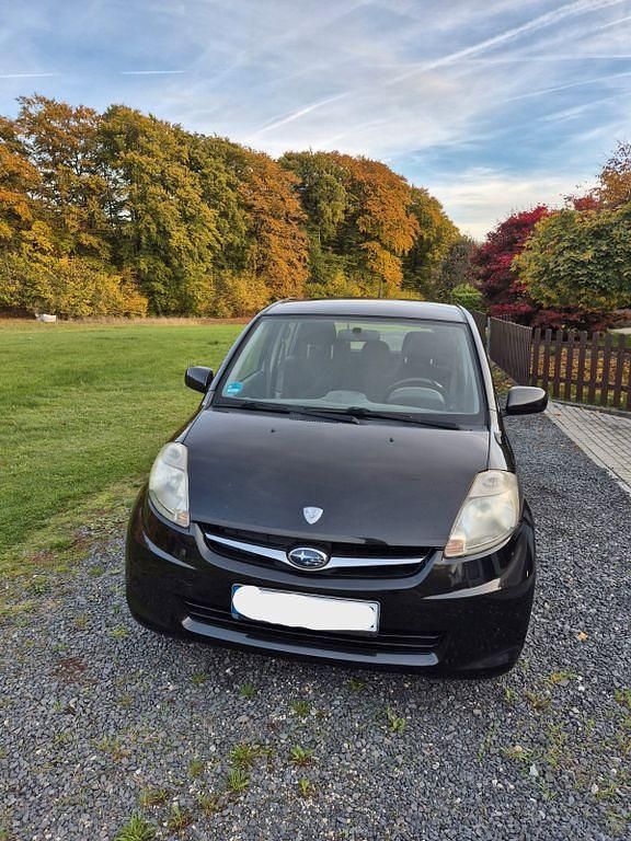 Schwarz Gebraucht 2009 Subaru Justy Kleinwagen | 650 € (Superpreis) - Bild 1/4