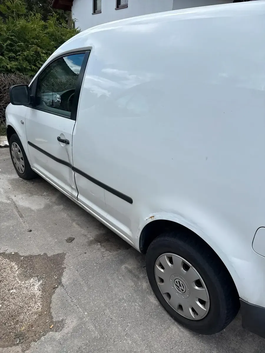 Gebraucht VW Caddy 69 PS (50 kW) 2004 Weiß Van / Kleinbus